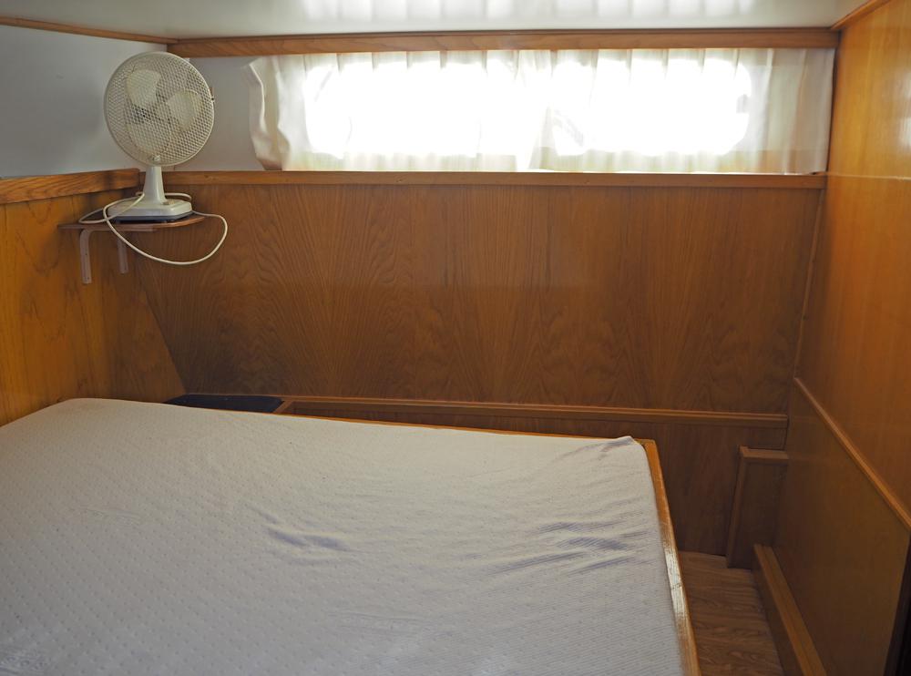 Aft cabin, Accommodation